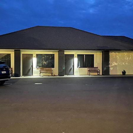 Kauri Court Motel Palmerston North Luaran gambar